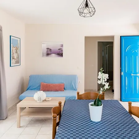 Apartment Alexandros *